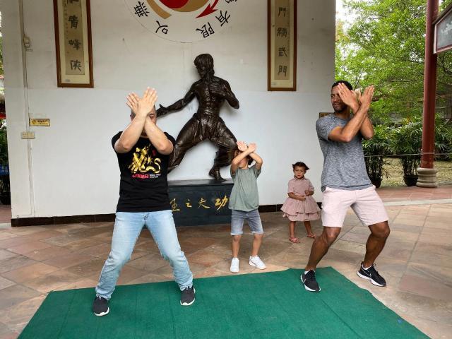登贝莱休假时学起了武术  谈疫情下中国最安全
